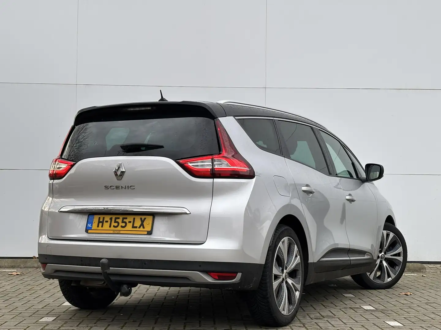 Renault Grand Scenic 1.3 TCe Bose | Automaat | 7 persoons | Aanhangwage Gris - 2