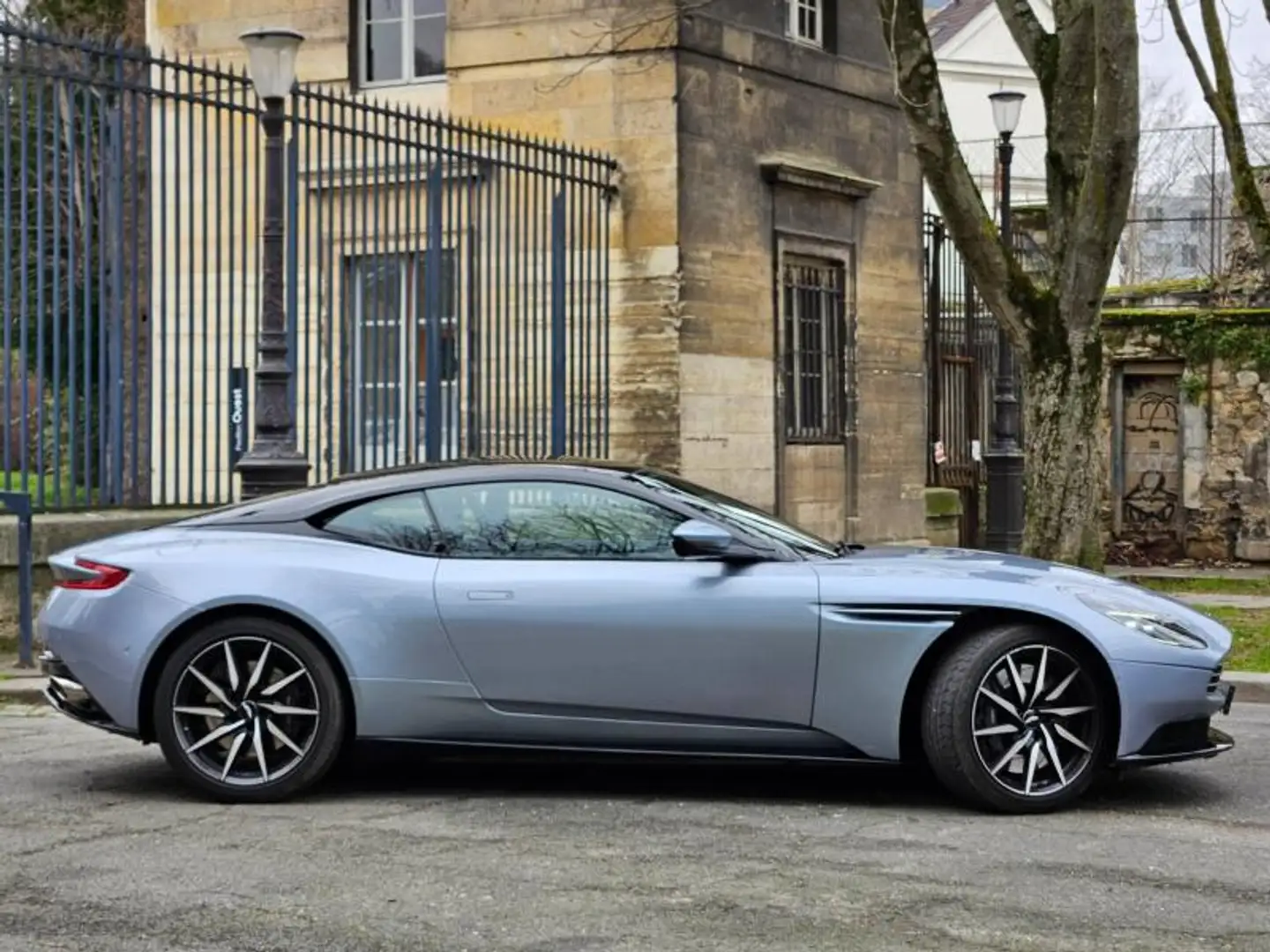 Aston Martin DB11 V8 4.0 510ch BVA8 - 2