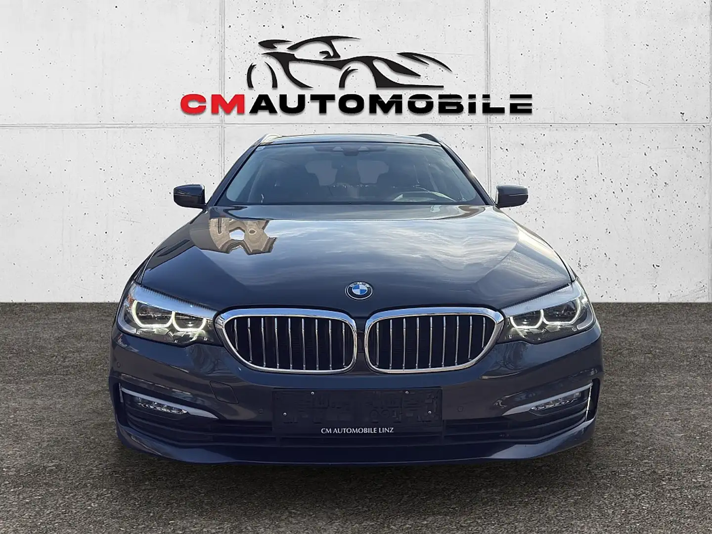 BMW 520 520d xDrive Touring Aut. Gris - 2
