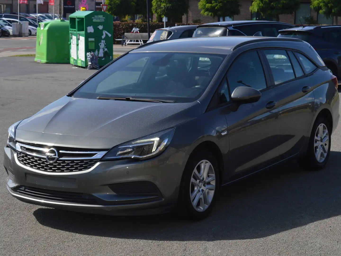 Opel Astra 1.0 Turbo Start/Stop Sports Tourer Edition Gris - 1