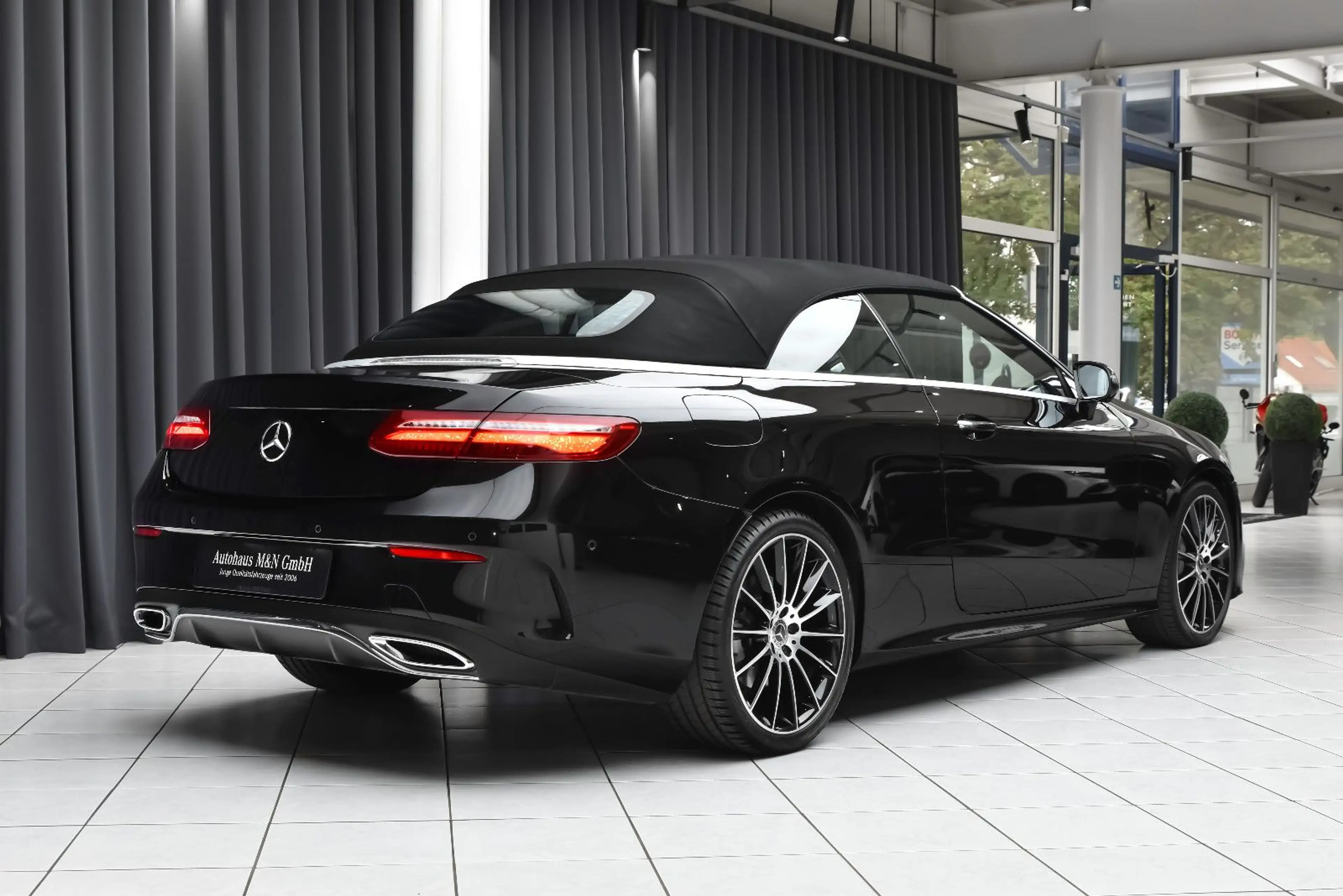 Mercedes-Benz E 400 d 4Matic AMG *MB100 Garantie* Massage* TV* — photo 9