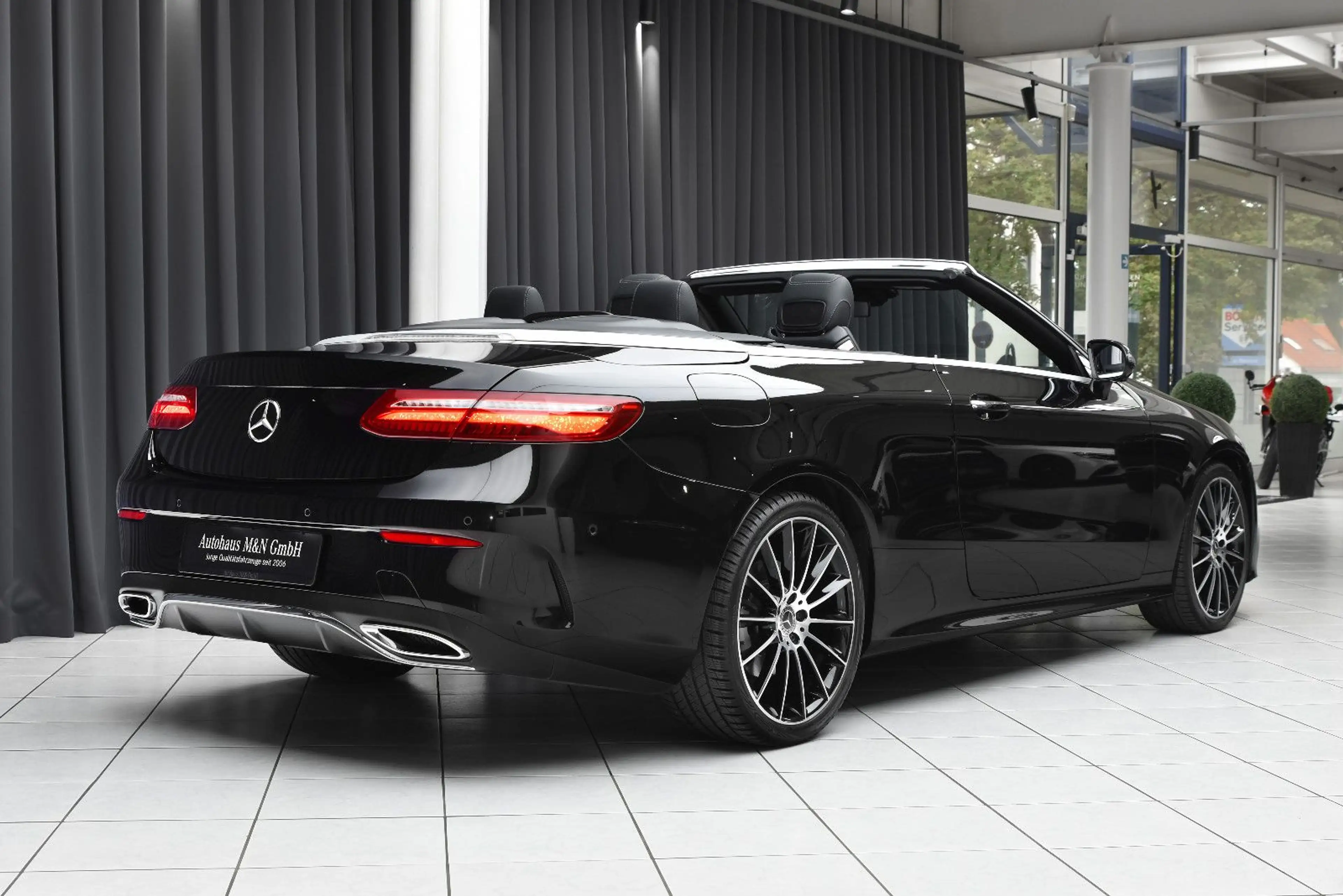 Mercedes-Benz E 400 d 4Matic AMG *MB100 Garantie* Massage* TV* — photo 10