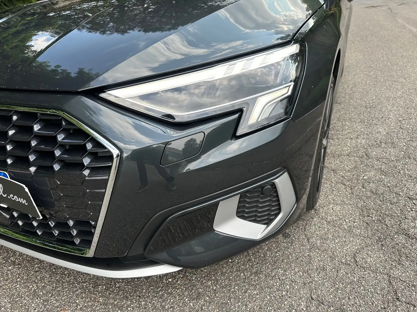 Audi A3 Sportback 40 2.0 tfsi Advanced quattro S-TRONIC Gris - 2