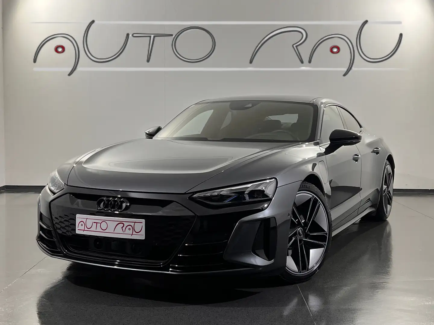 Audi e-tron GT quattro *MATRIX*360CAM*SOUND*B&O*€143.000 NP Šedá - 1