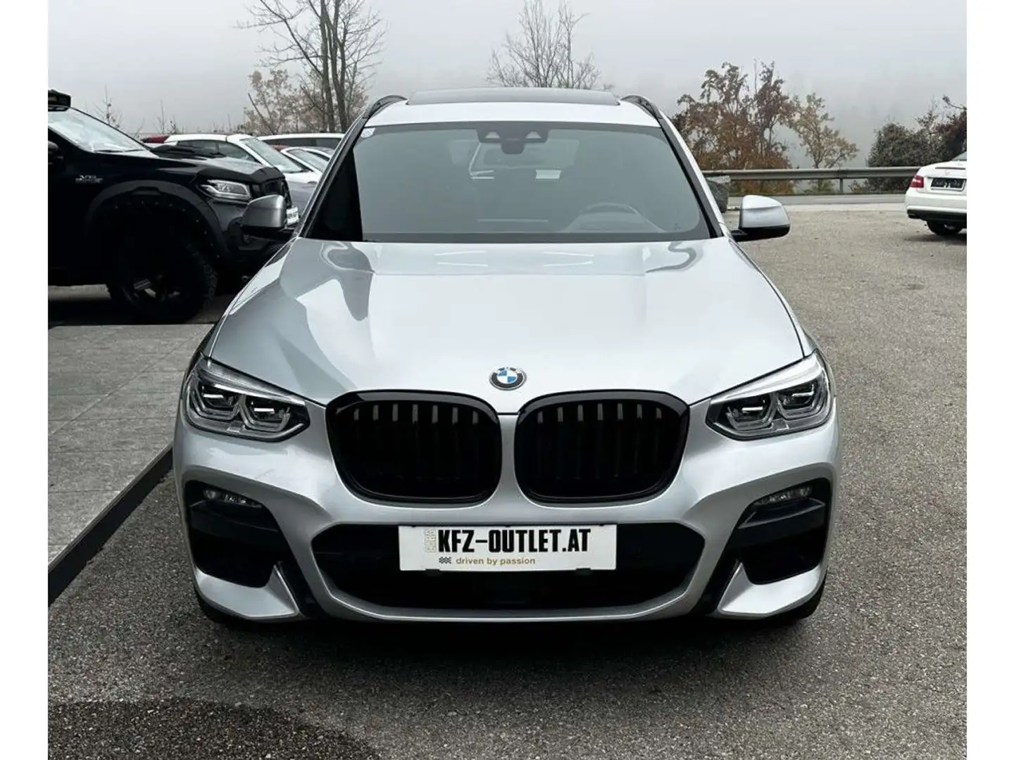 BMW X3 xDrive 30d*M-Paket*Pano*AHK*RFK*ACC*HUD* Grau - 2