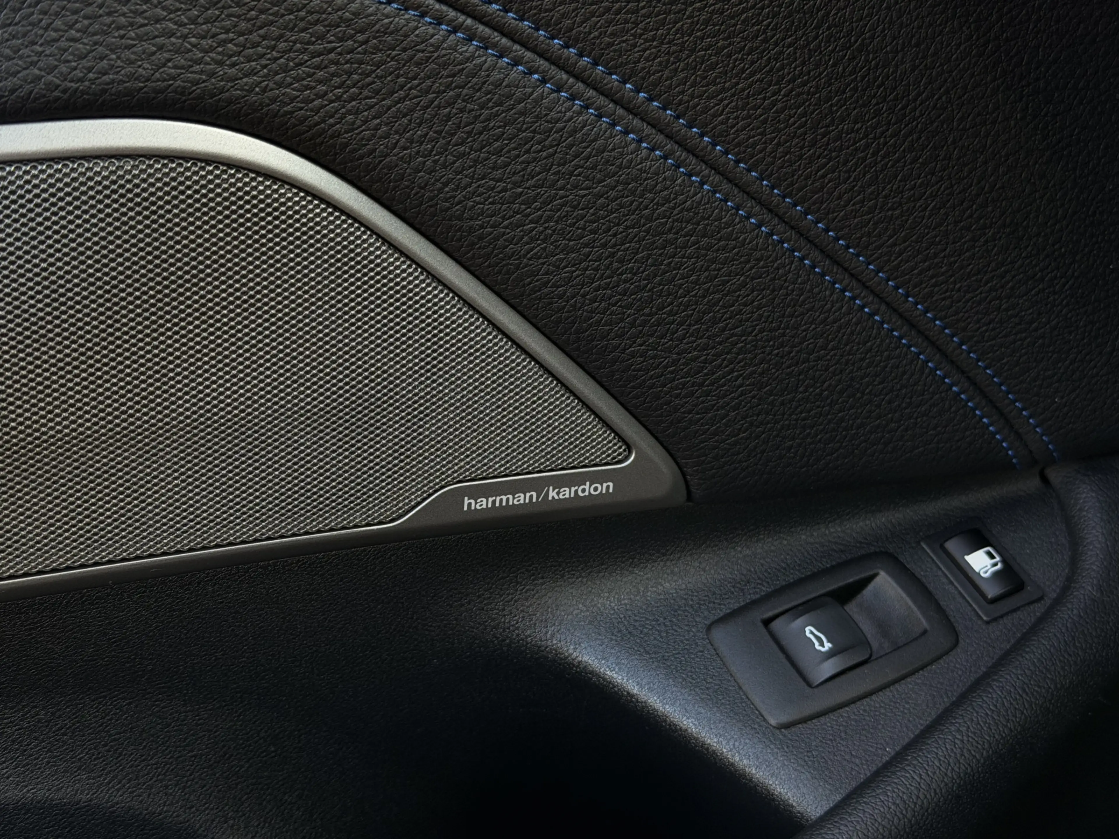BMW 545 5-serie 545e xDrive M-Sport | Schuifdak | 360 | He — photo 46