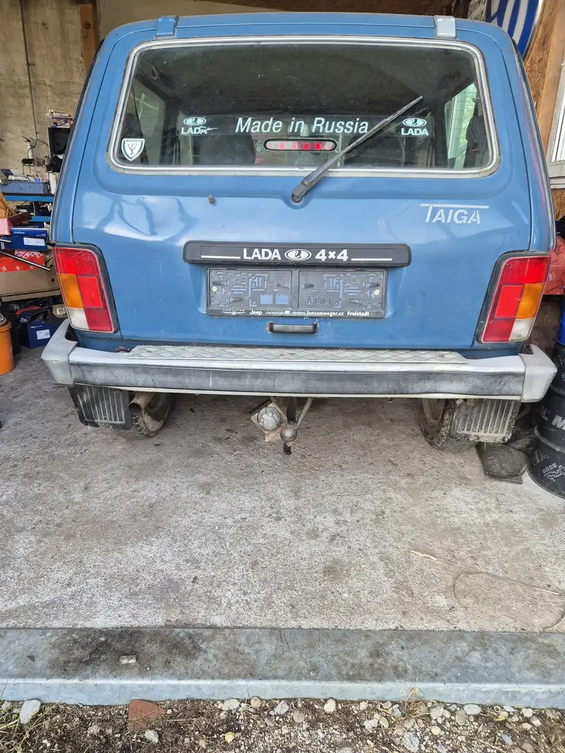 Lada Niva 4x4 Blau - 1