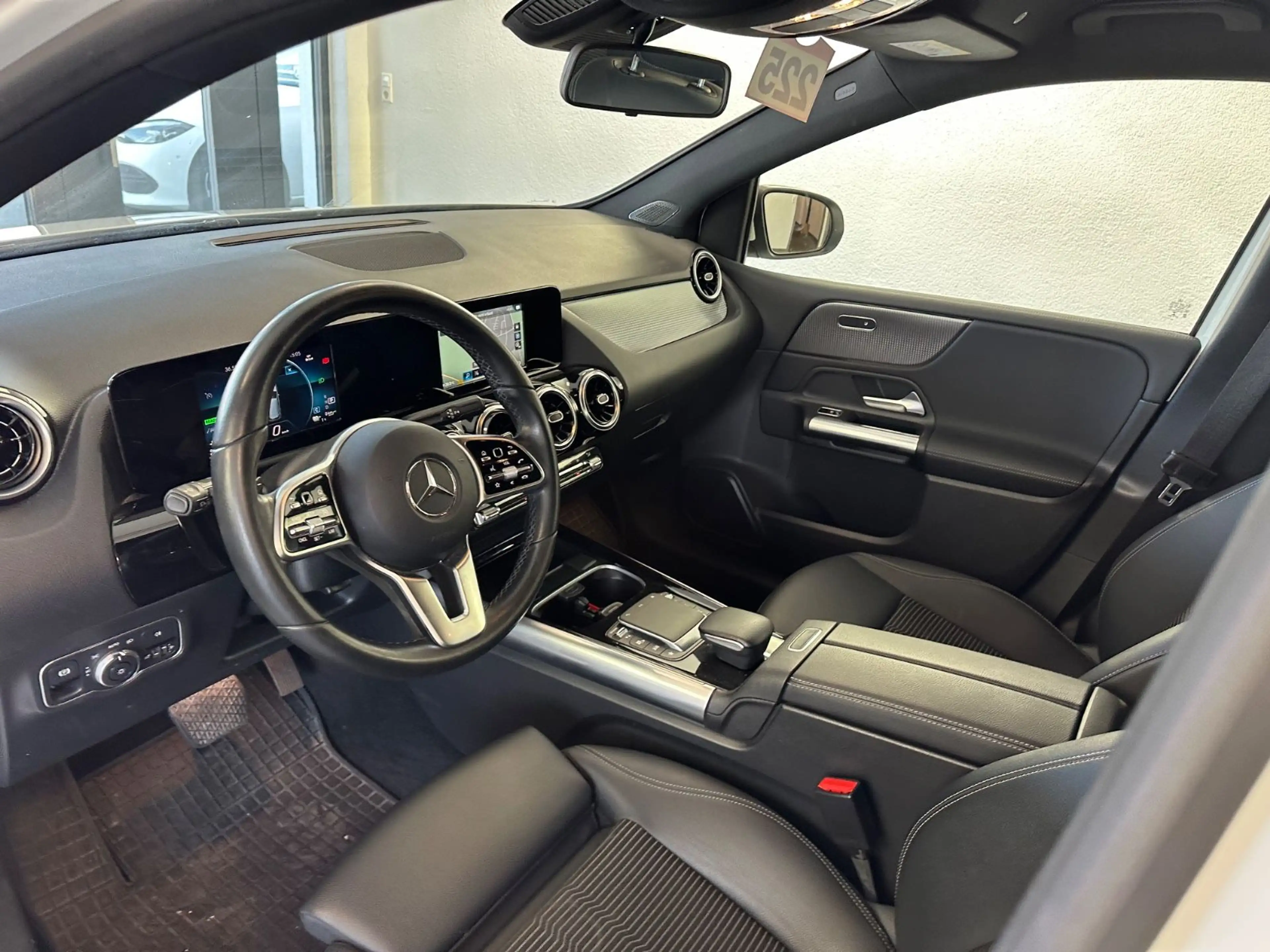 Mercedes-Benz B 250 e Progressive*Navi*Sitzheizung* — photo 14