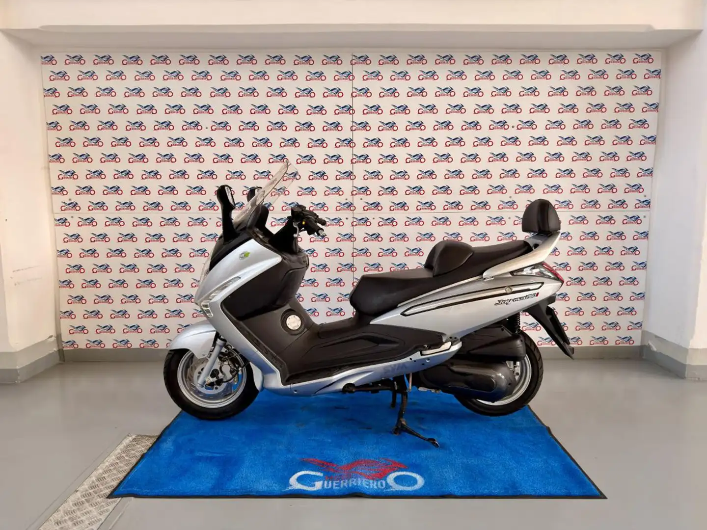 SYM Joymax 250 Garantita e Finanziabile Grigio - 1