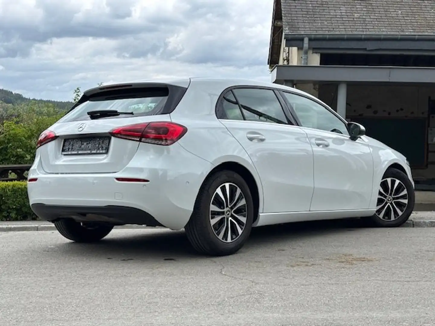 Mercedes-Benz A 180 Business Line Blanc - 2