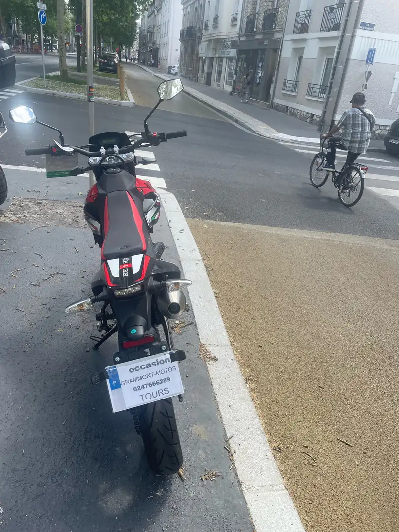 Aprilia SX 125 Noir - 2