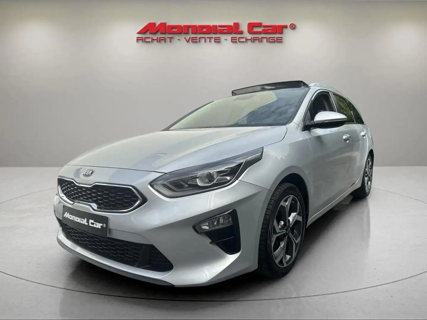 Kia Ceed / cee'd Ceed 1.0 T-GDi *CarPlay*Navi*Prêt à immat* Gris - 1
