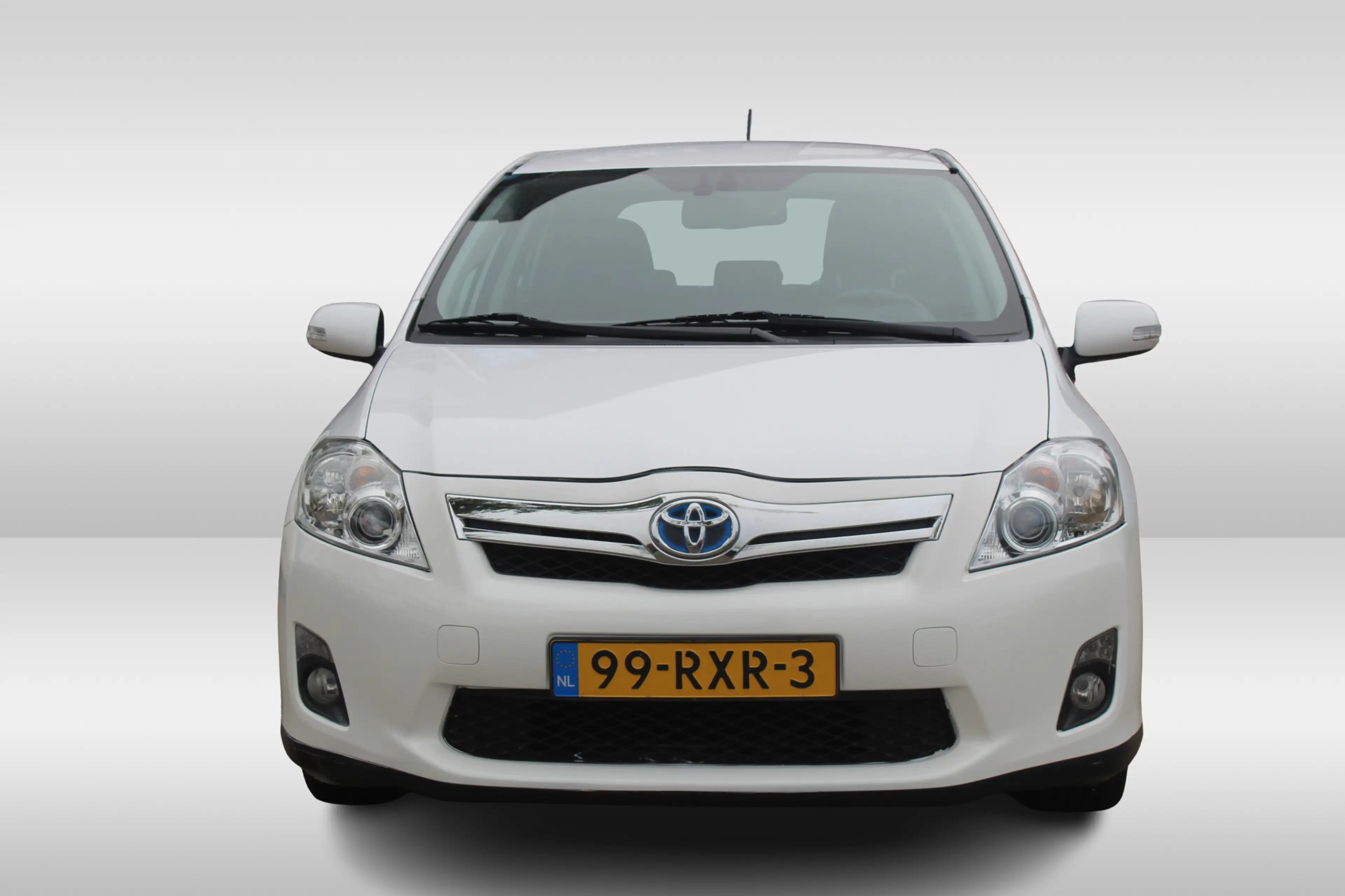 Toyota Auris 1.8 Full Hybrid Dynamic Business l CRUISE CONTROLE — photo 19