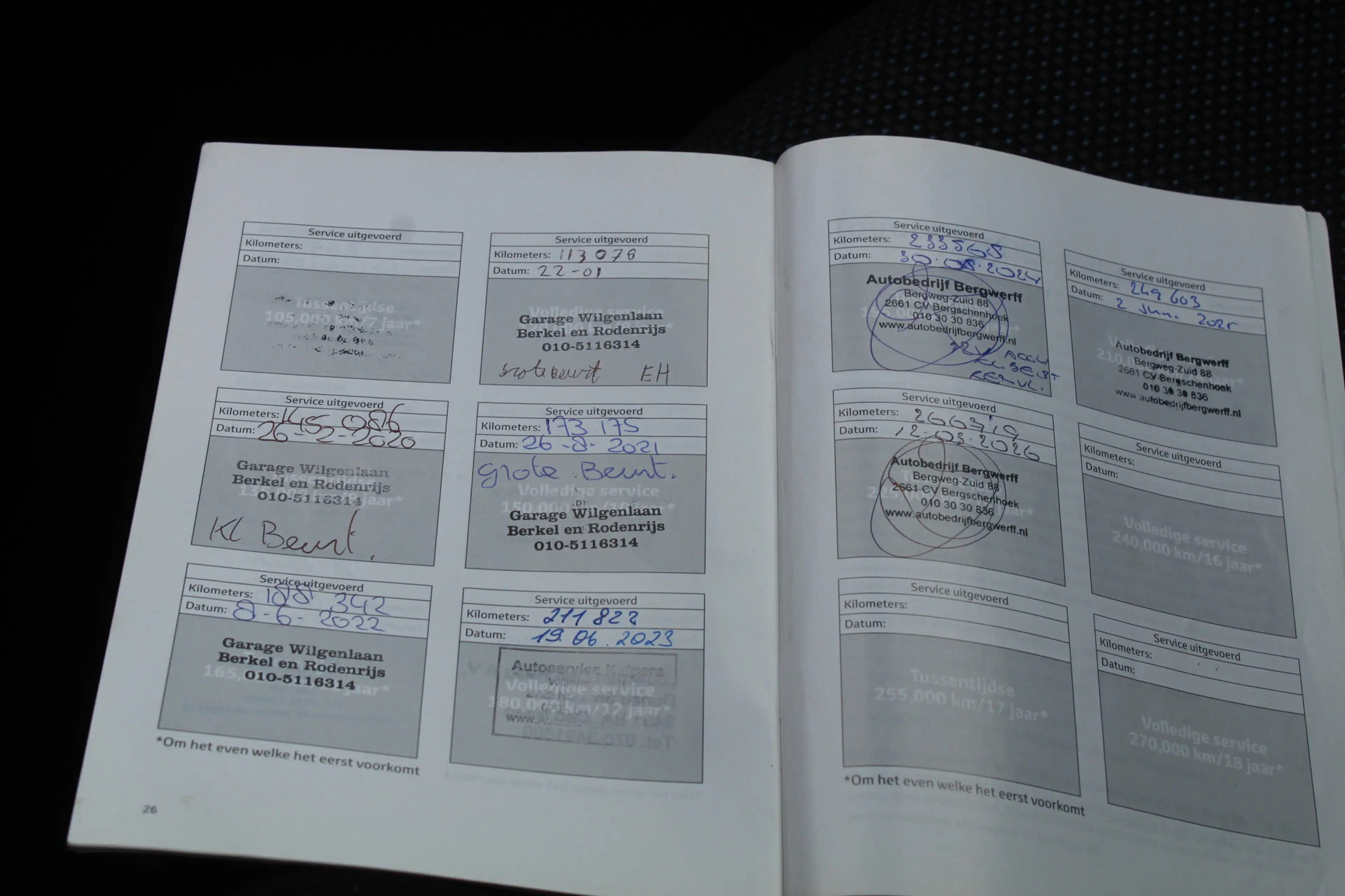 Toyota Auris 1.8 Full Hybrid Dynamic Business l CRUISE CONTROLE — photo 18