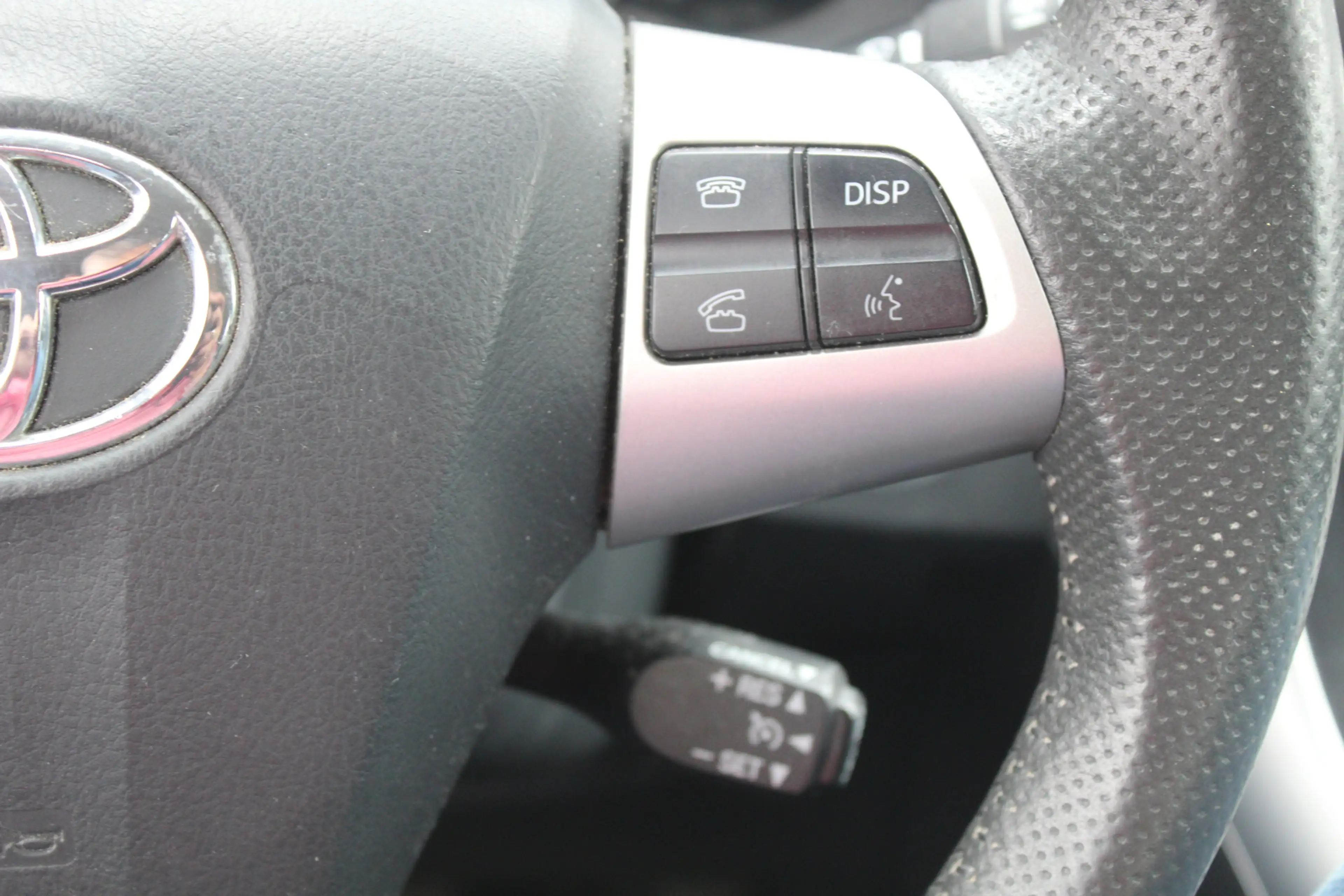 Toyota Auris 1.8 Full Hybrid Dynamic Business l CRUISE CONTROLE — photo 11