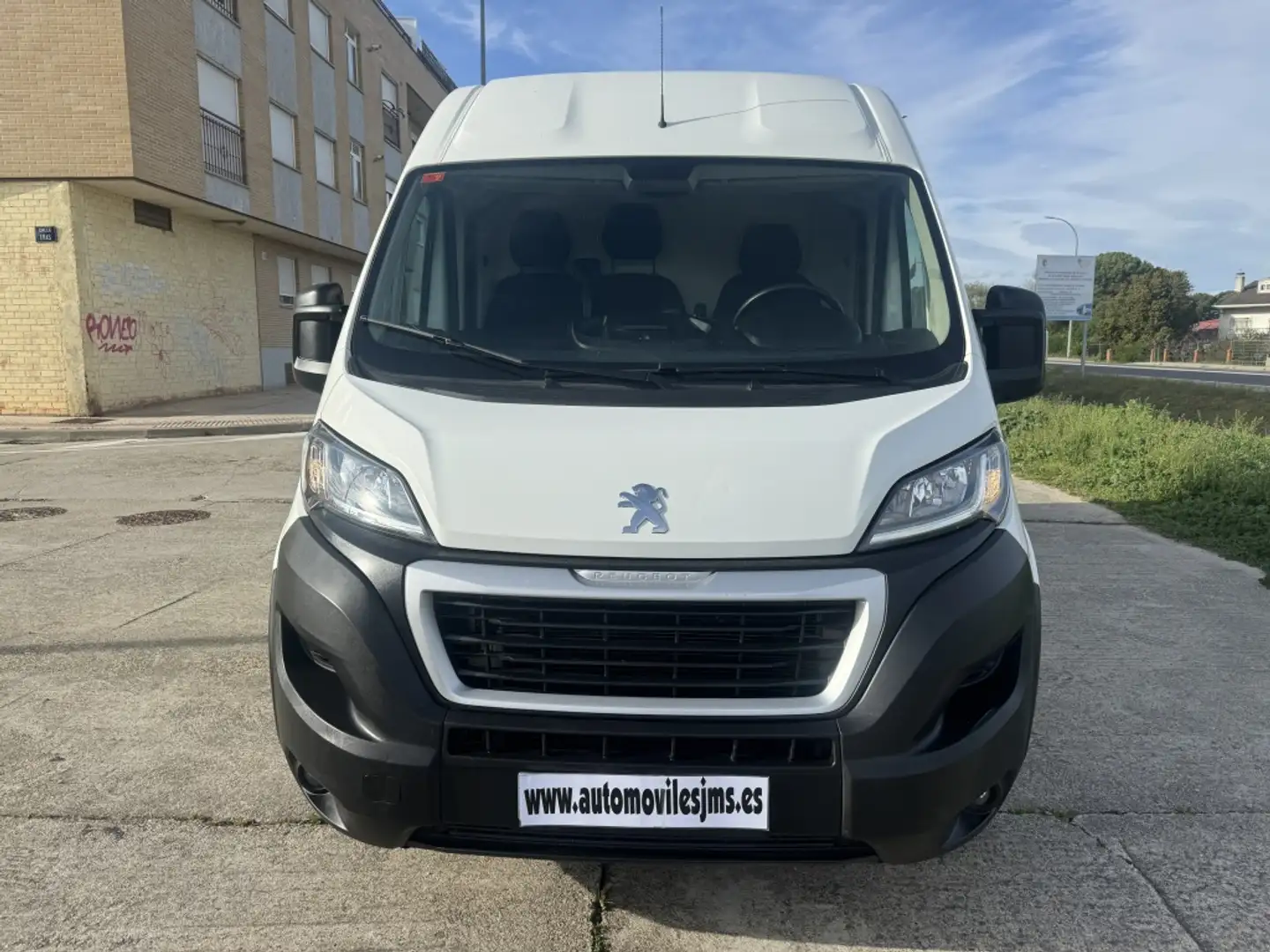 Peugeot Boxer Furgón 2.2BlueHDI 335 L2H2 Pack S&S 140 Blanc - 2