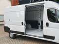 Peugeot Boxer 350 2.2 BlueHDi 165pk L3H2 Premium Camera Wit - thumbnail 13