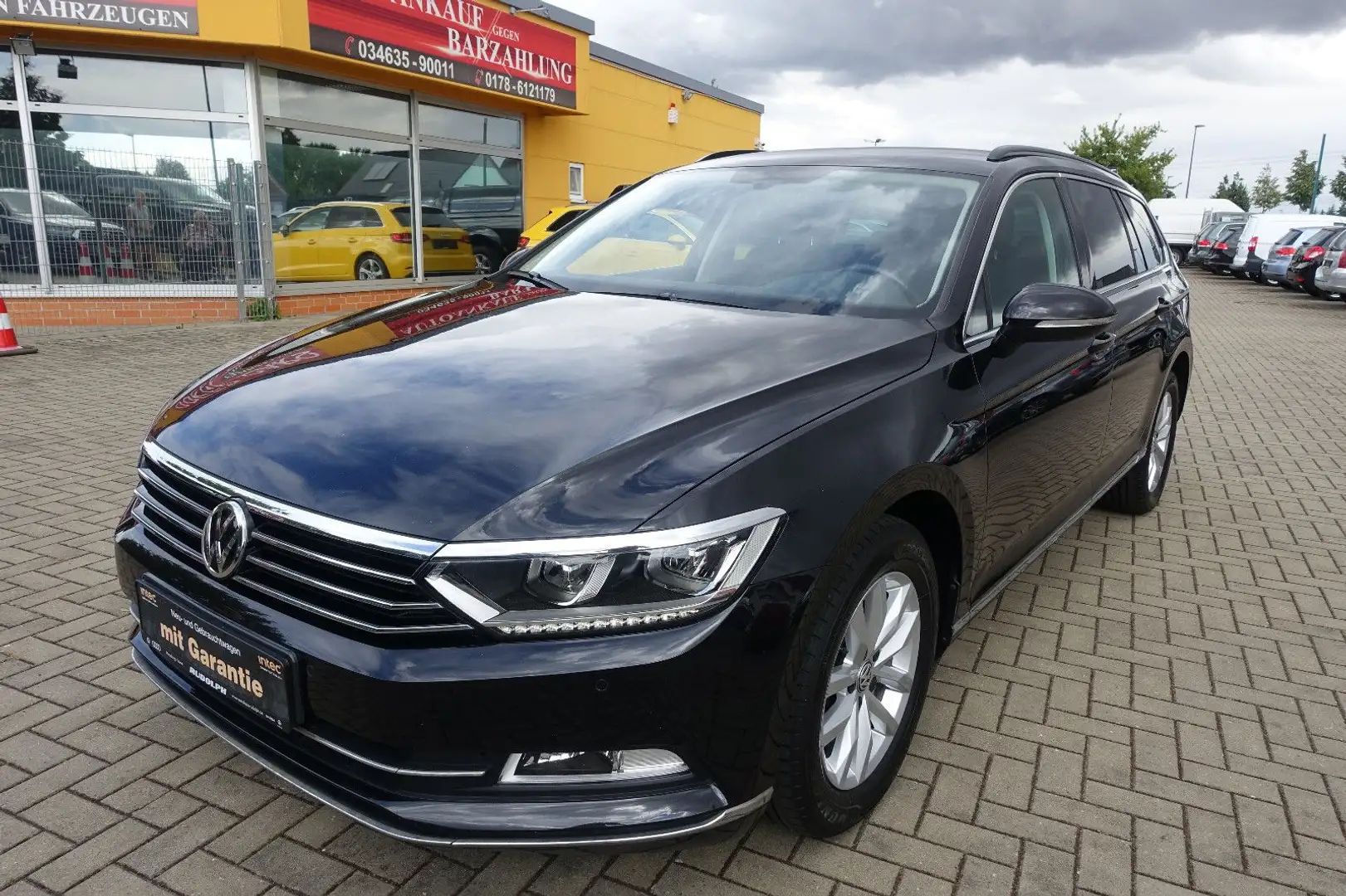Volkswagen Passat Variant *LED*3-Z Klima*Assist-Paket*Navi* Schwarz - 1