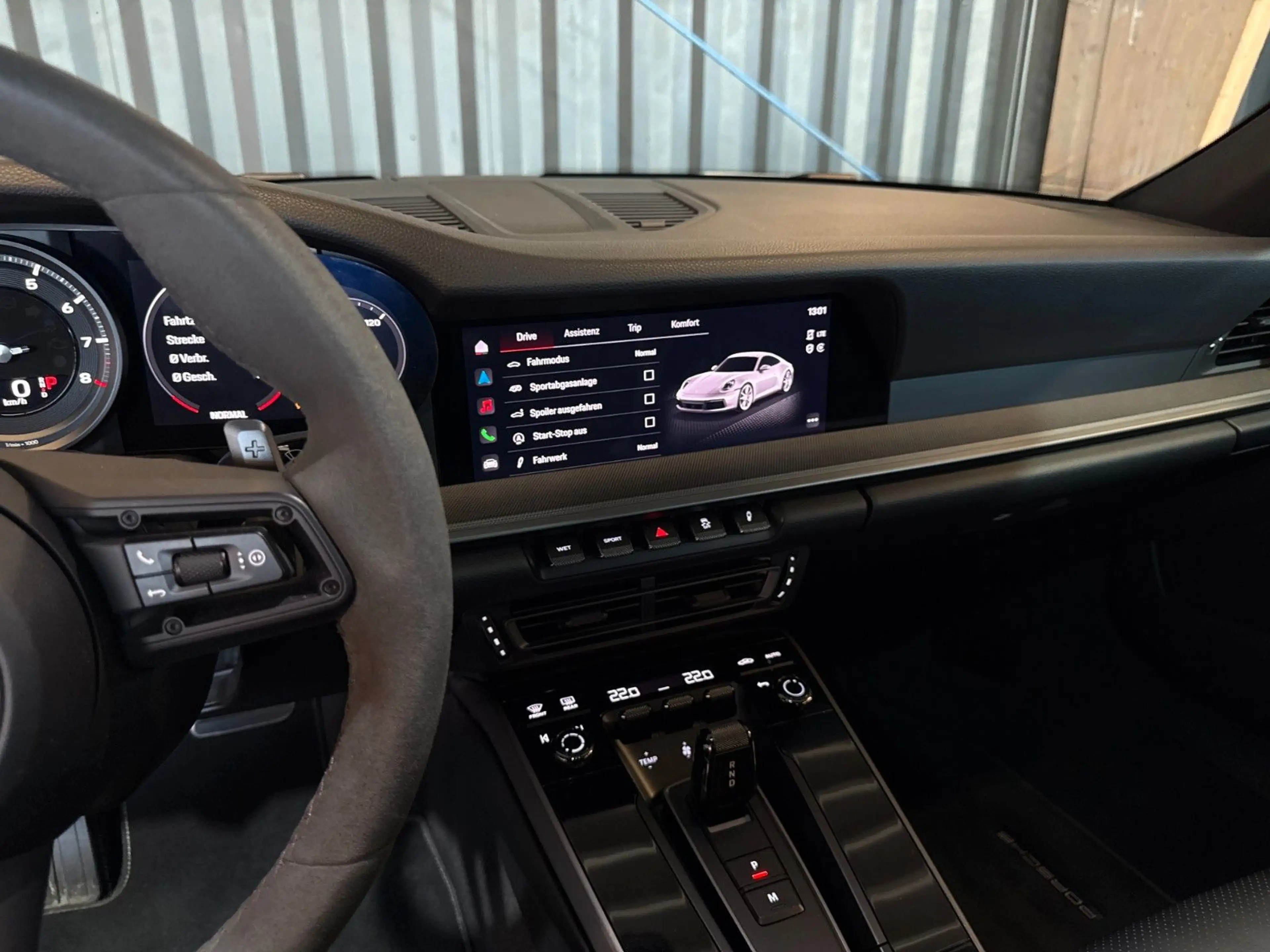 Porsche 992 911 Carrera (Approved|Sportabgasanlage|CarPlay) — photo 12