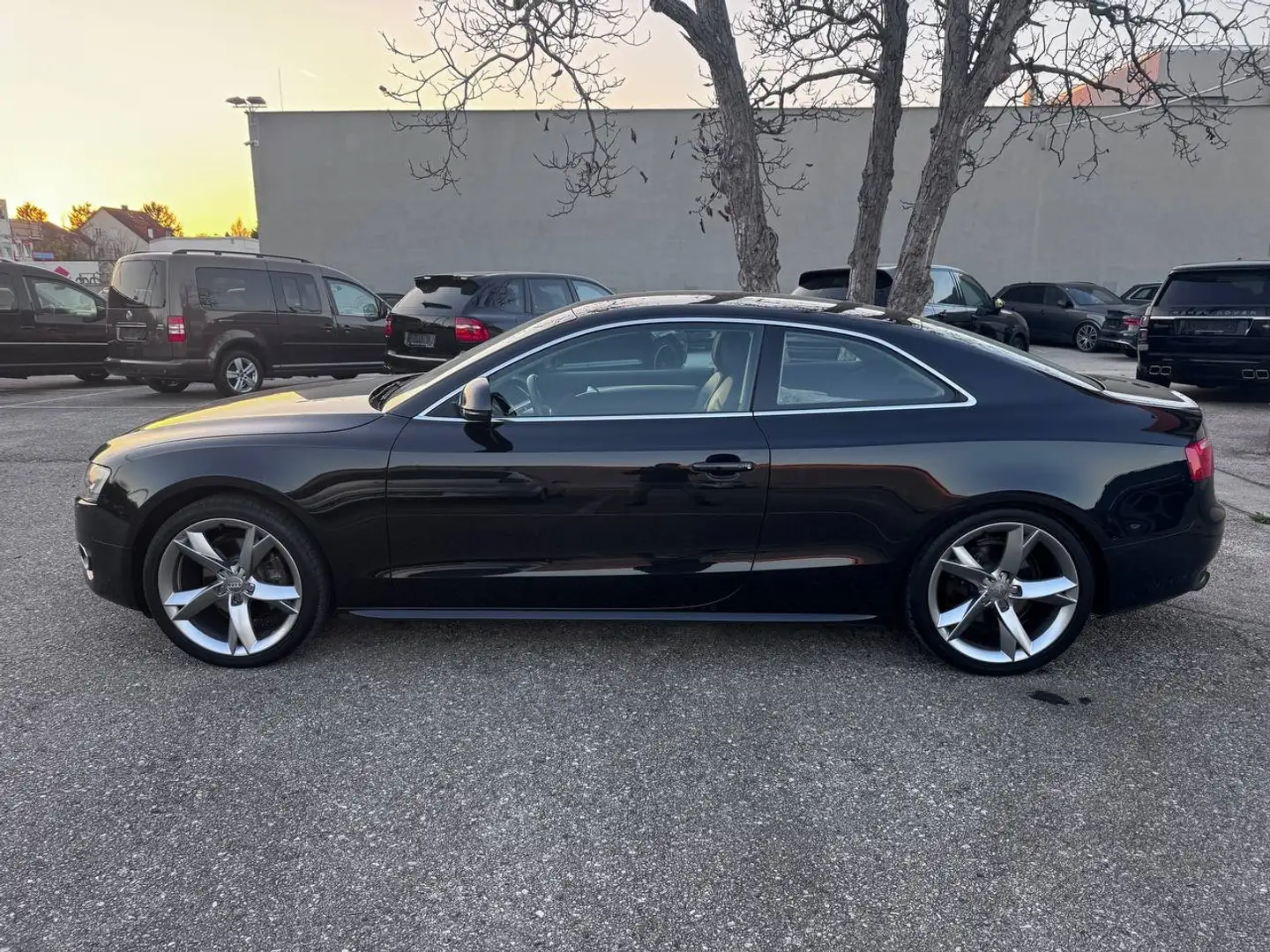 Audi A5 2.0 TFSI* Xenon*LED* Schwarz - 2