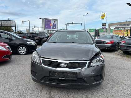 Kia Ceed SW / cee'd SW 1,4 CVVT (UNFALL !)