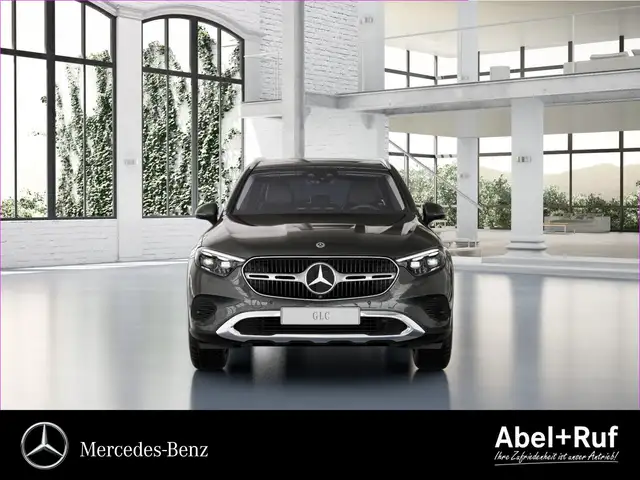 Mercedes-Benz GLC view 2