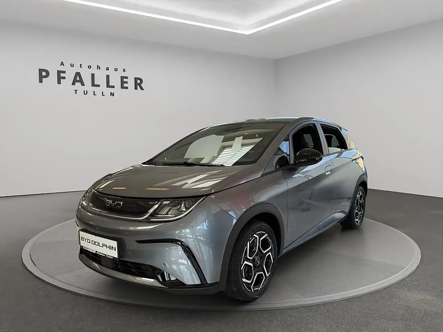 BYD Dolphin 60,4 kWh Comfort Österreich Paket Grau - 1