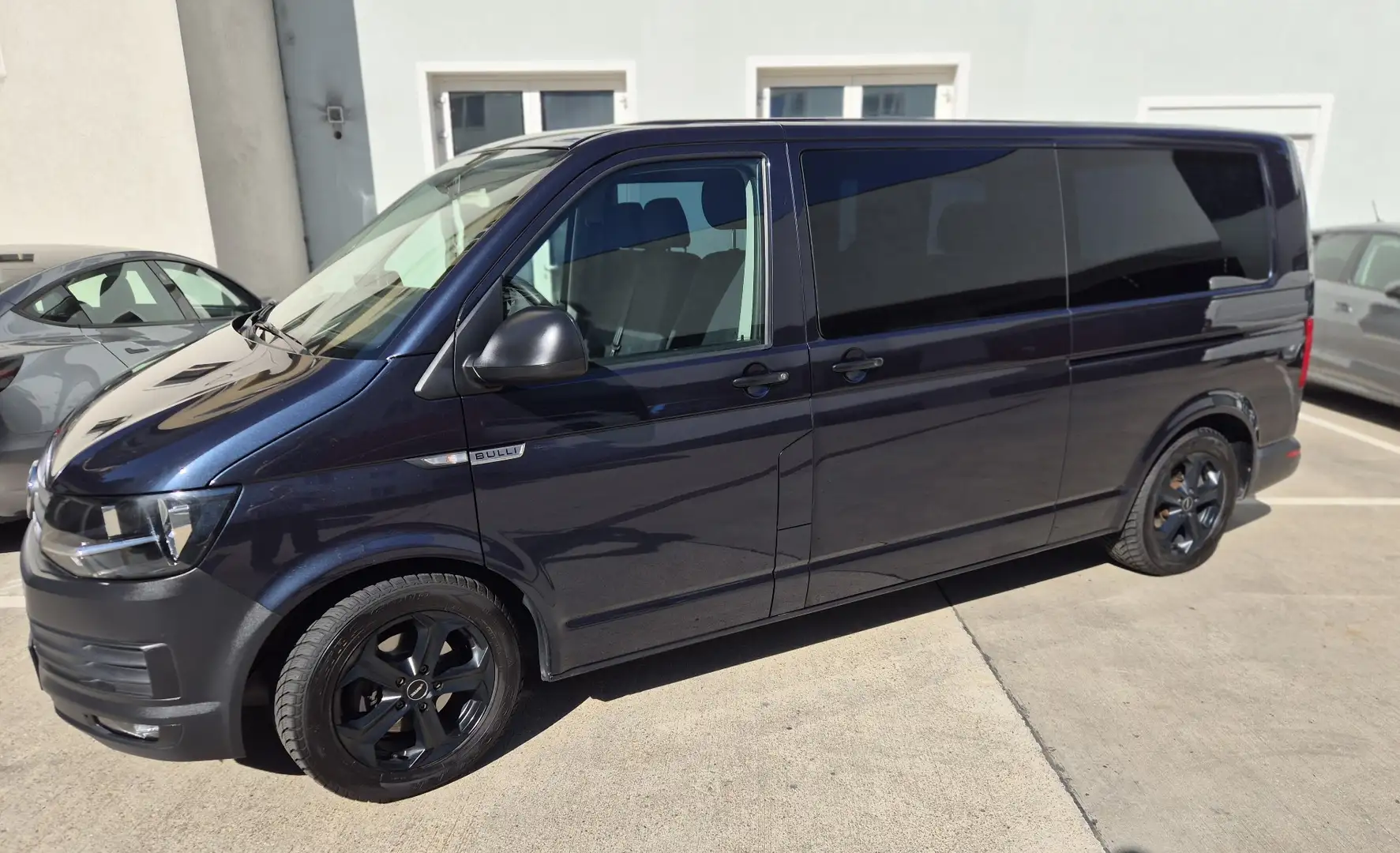 Volkswagen T6 Kombi LR 2,0 TDI BMT - 1
