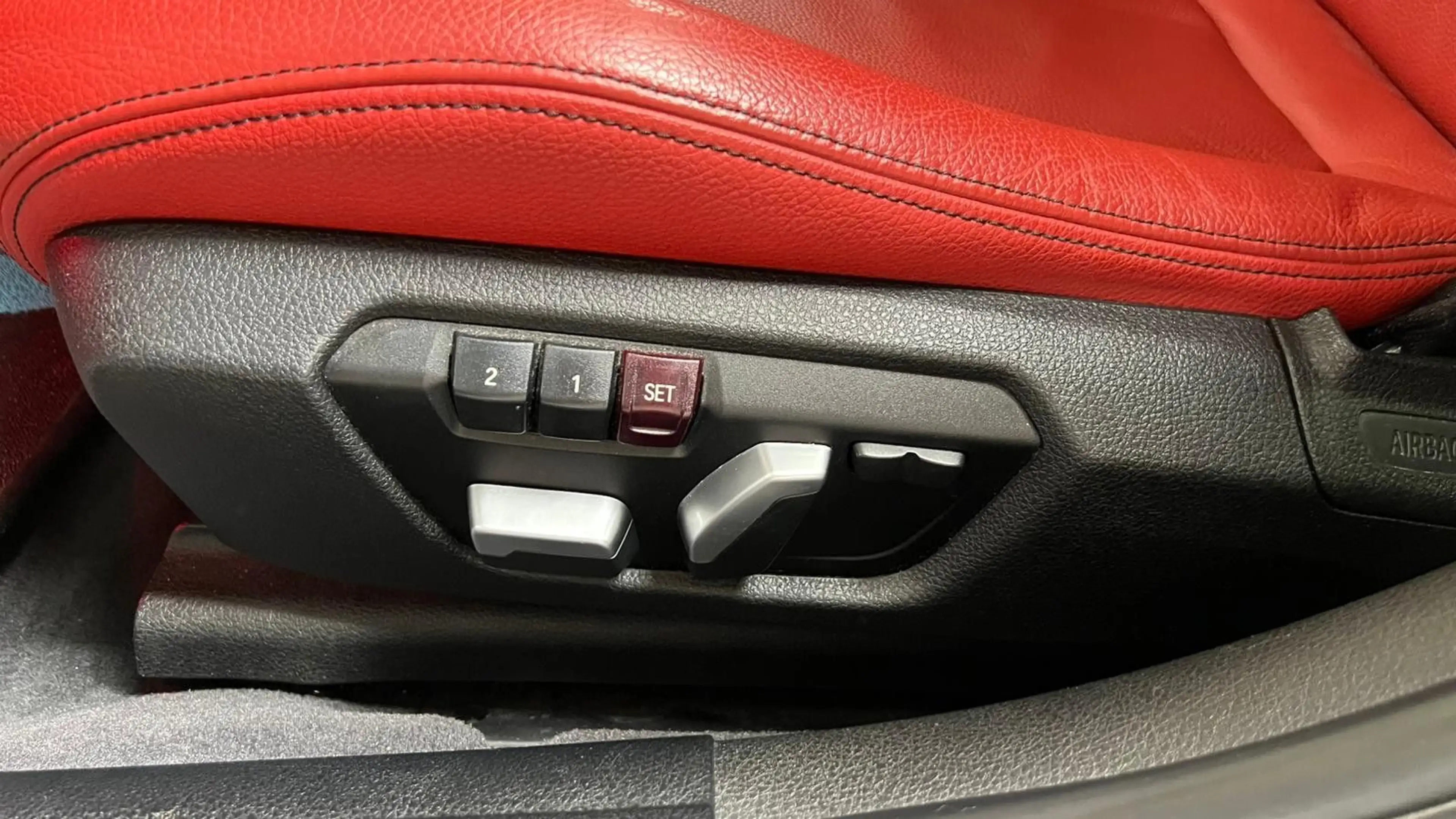 BMW 328 i 330i M Sport Line Leder LED HUD F30 LCI — photo 14