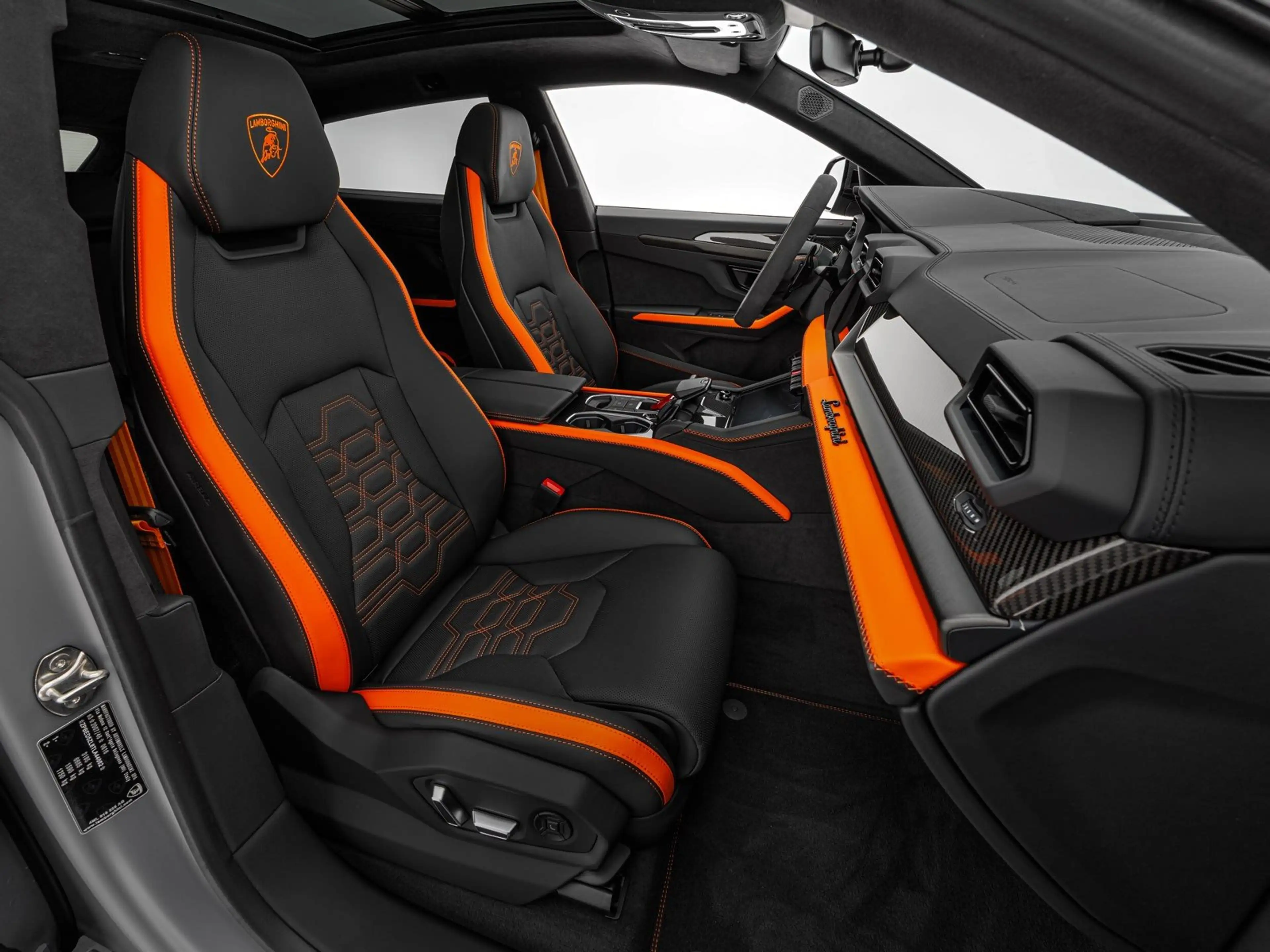 Lamborghini Urus SE/Carbon Exterior Paket/Grigio China — photo 11