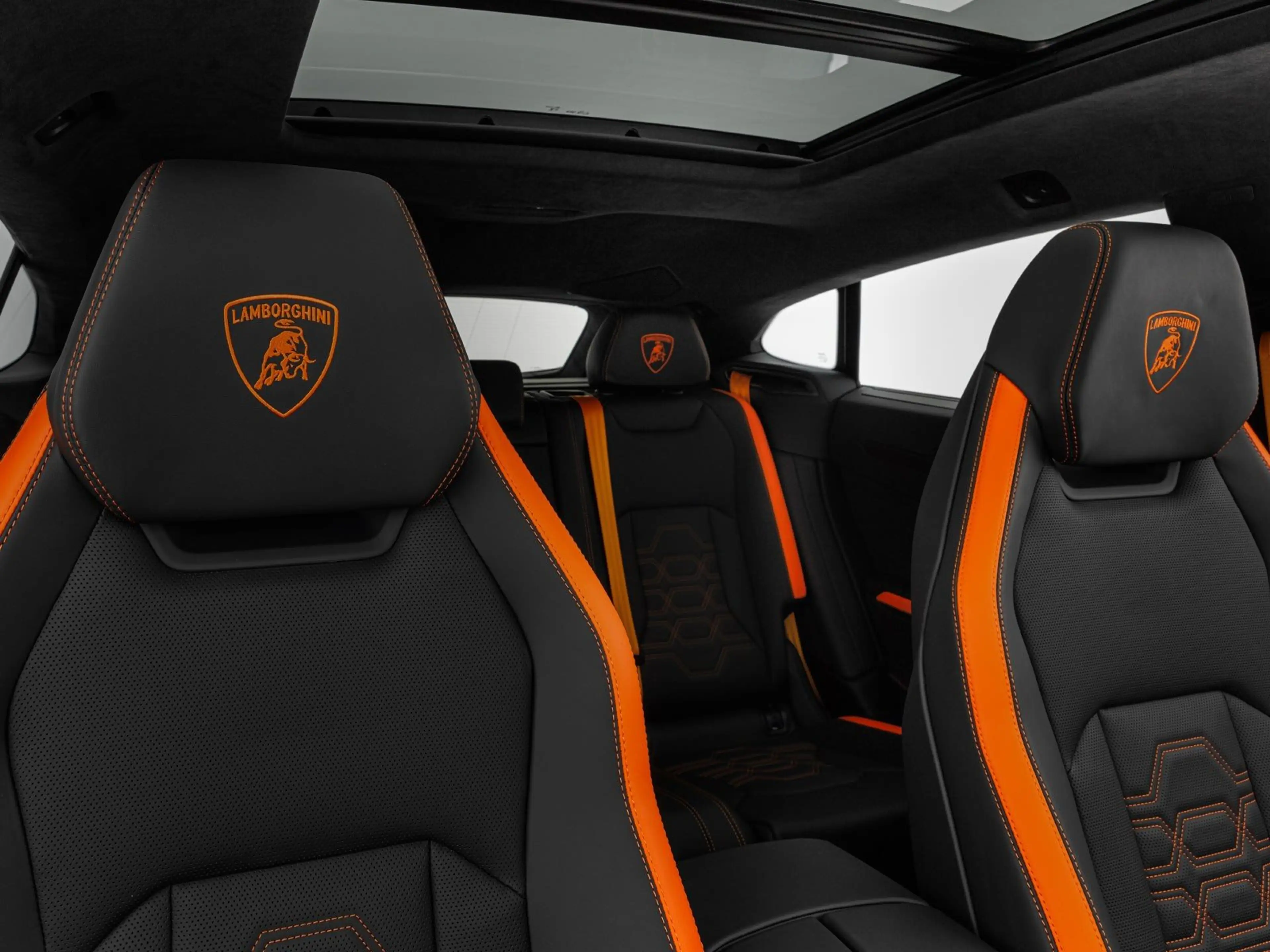 Lamborghini Urus SE/Carbon Exterior Paket/Grigio China — photo 12