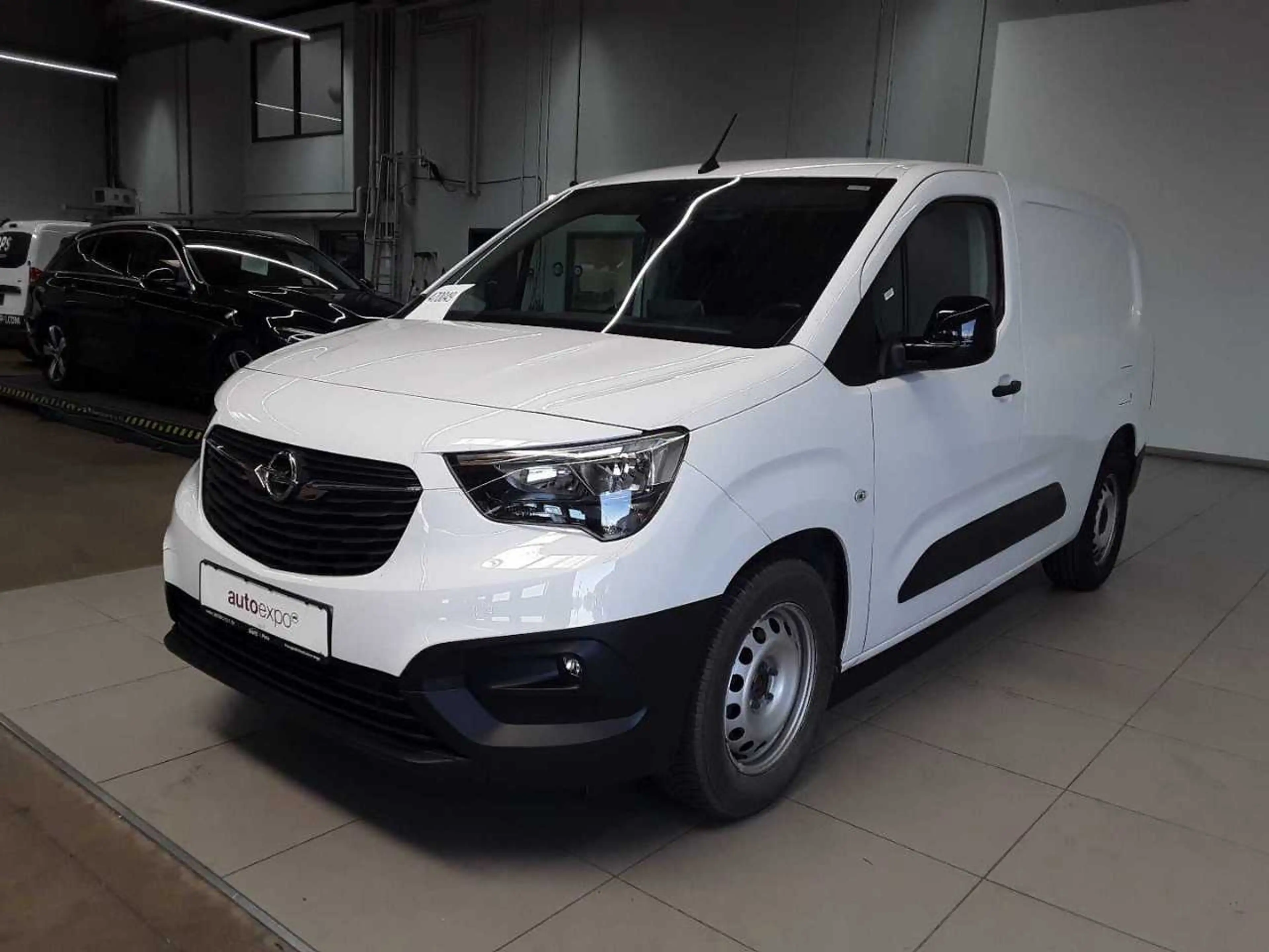 Opel Combo Combo Cargo XL 1.5 D Edition CarPlay — photo 7