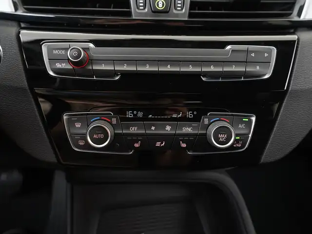 BMW X1 view 14