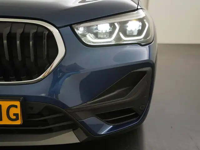 BMW X1 view 25