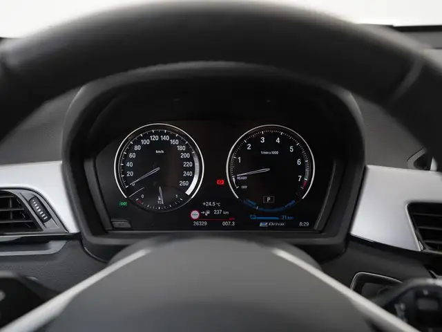 BMW X1 view 10