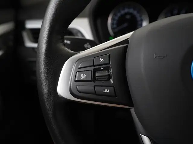 BMW X1 view 9