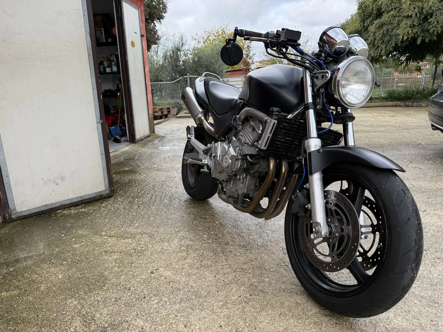 Honda Hornet 600 Negro - 1