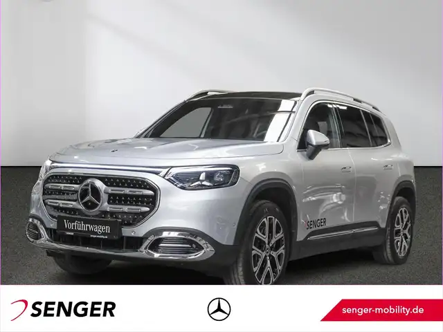 Mercedes-Benz GLB 250 + Progressive Panorama Kamera LED AHK