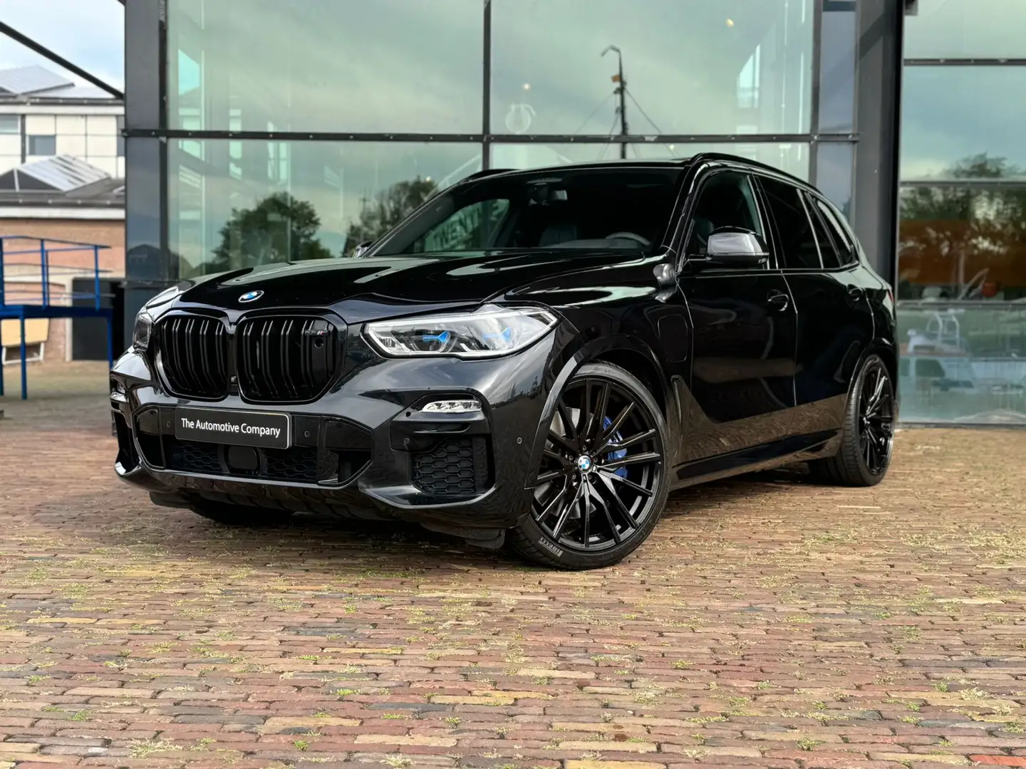 BMW X5 45e M Sport | Full Options | Laserlights | 22” | N Zwart - 1