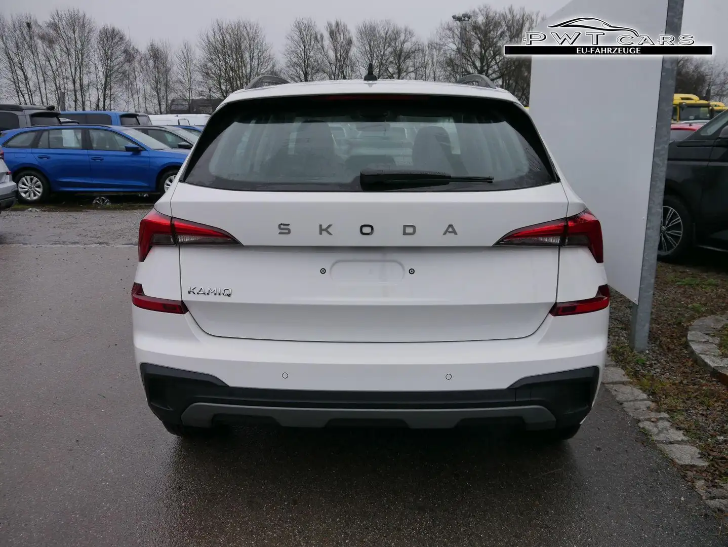 Skoda Kamiq Selection 1.0 TSI*PDC-HI*LED*SHZ*NAVI-ÜBER-SMAR... Weiß - 2