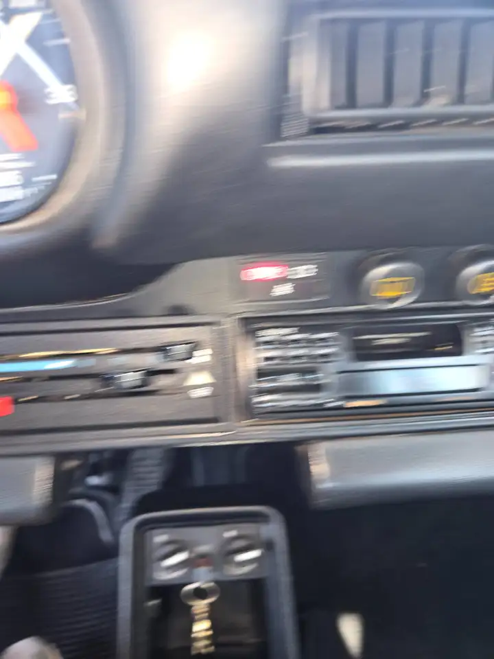 Porsche 911 3200 Carrera, foto 3