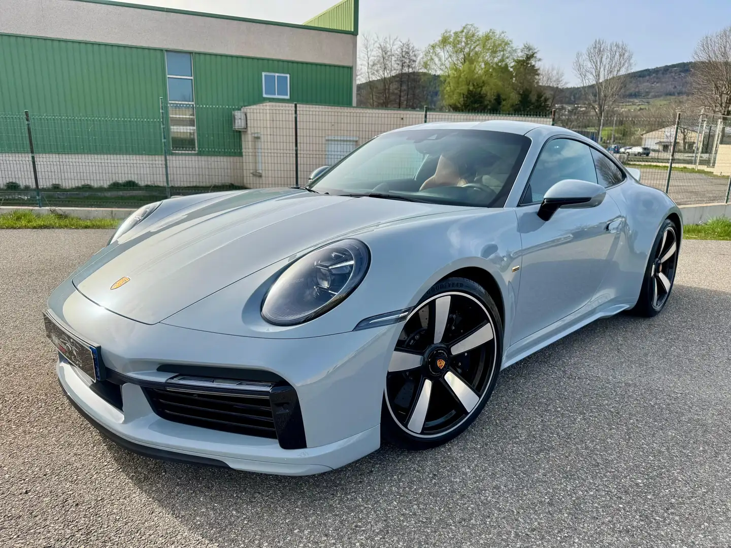 Porsche 992 3.0 L 550ch Sport Classic 568/1250 Šedá - 1