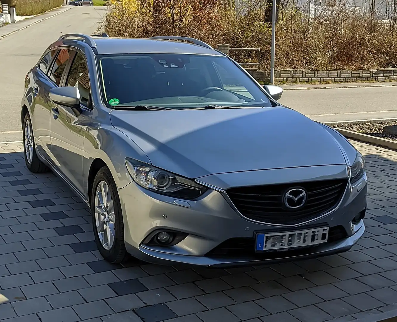 Mazda 6 6  2.2 Kombi SKYACTIV-D Aut. Center-Line Argintiu - 1