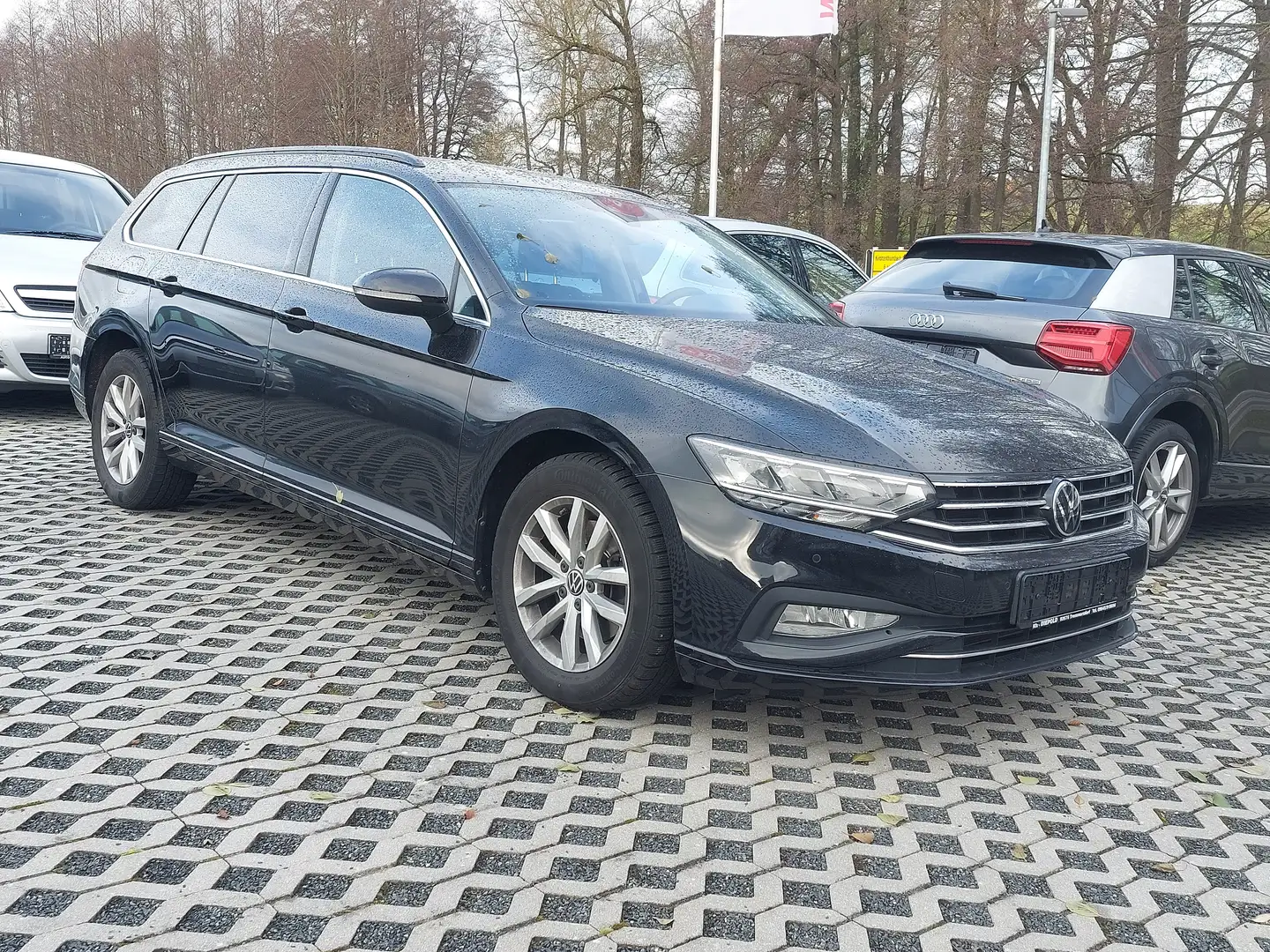 Volkswagen Passat Variant Passat Variant 1.5 TSI OPF Business "AHK" Schwarz - 1
