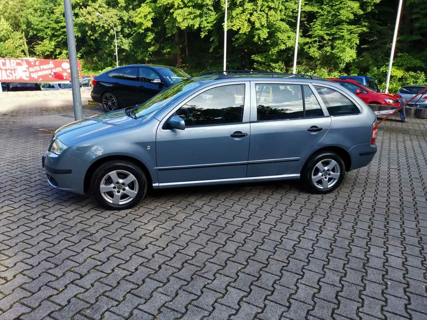 Skoda Fabia Extra Klima ,Preis inkl Neu Tüv Grau - 1