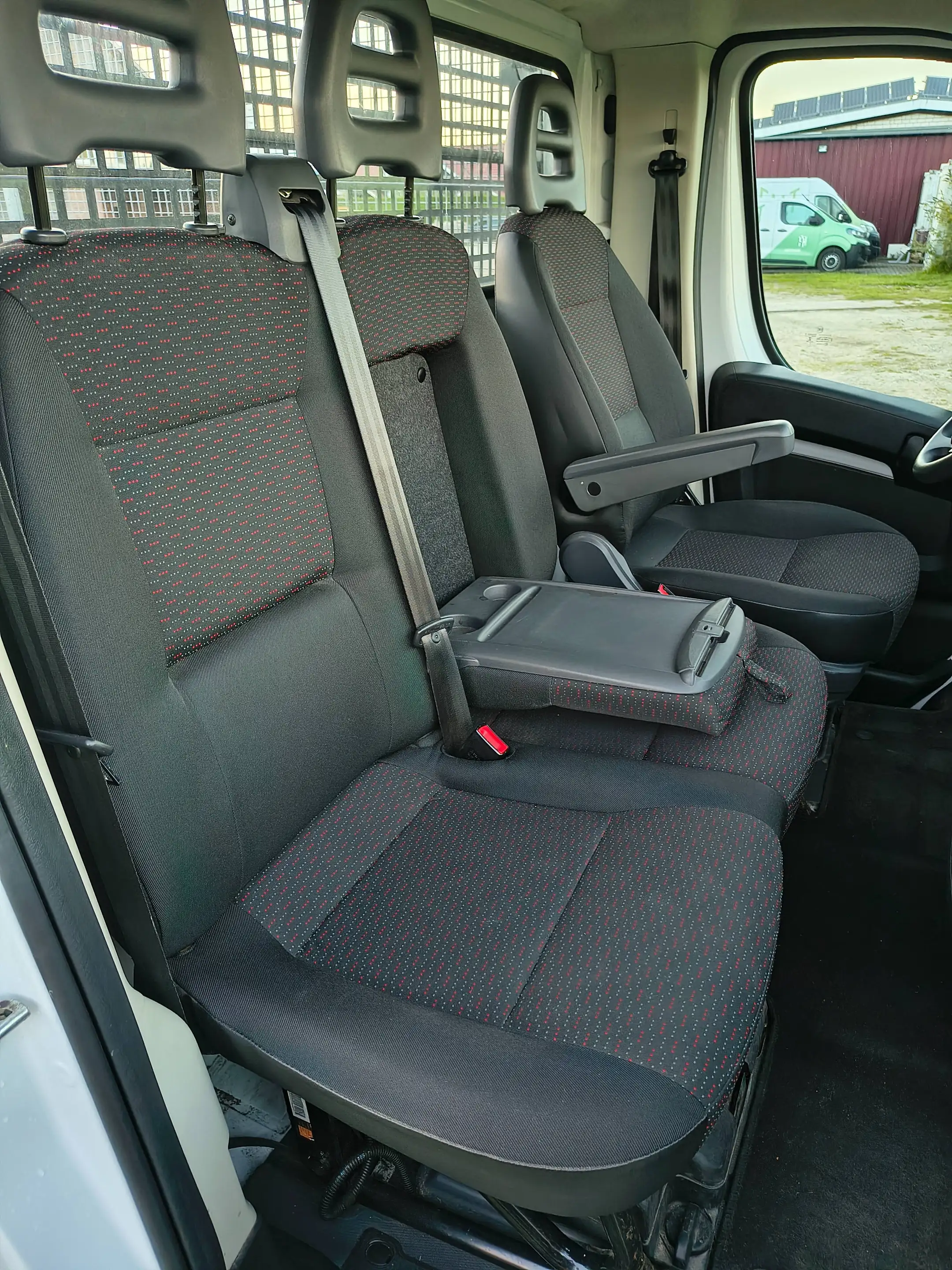 Peugeot Boxer 333 L3 BlueHDi 140 Stop — photo 10