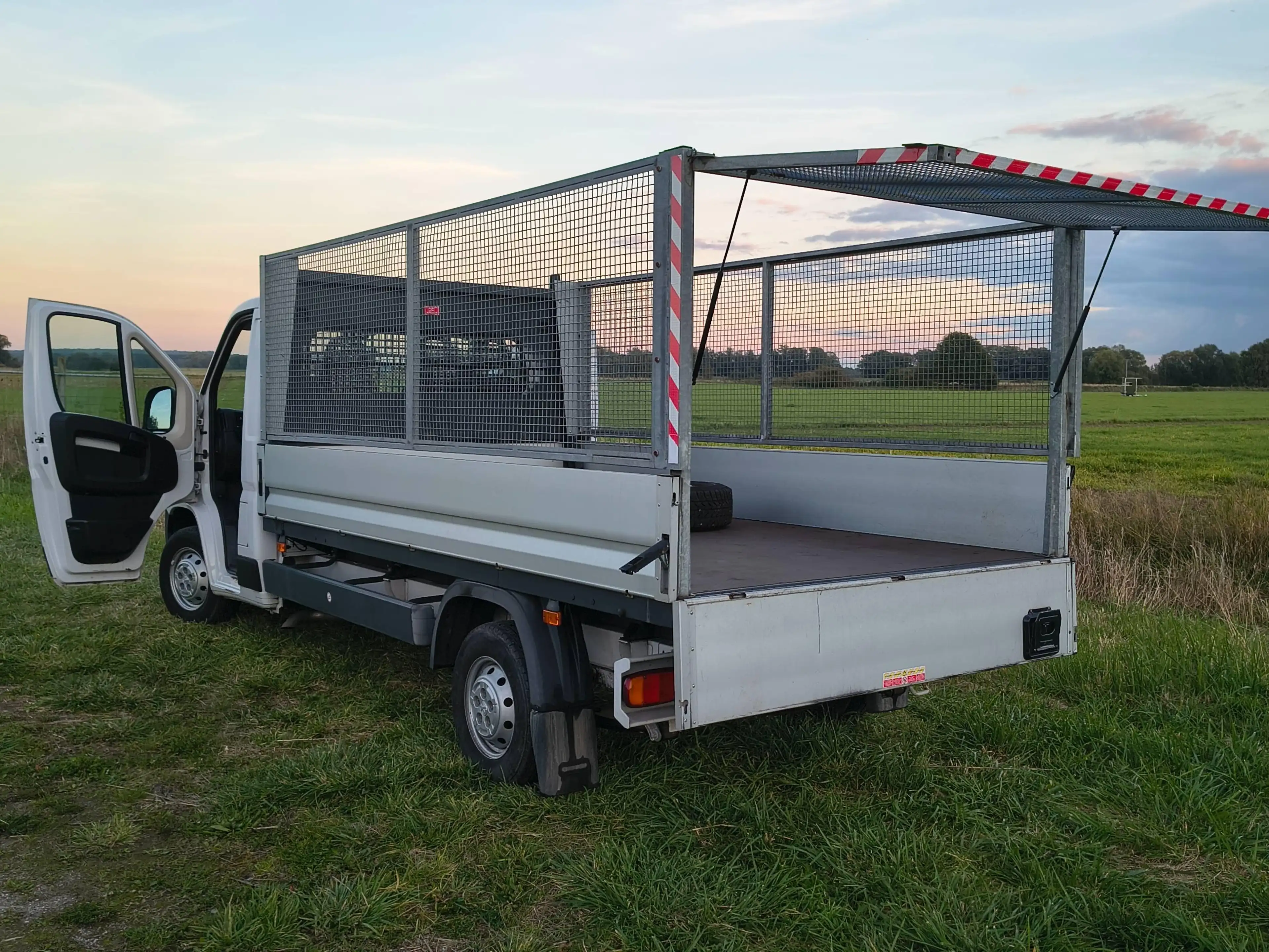 Peugeot Boxer 333 L3 BlueHDi 140 Stop — photo 15