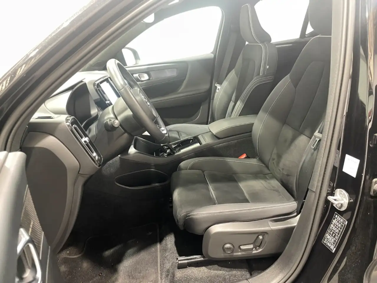 Volvo XC40 Ultimate Recharge Pure Electric Leder Navi, миниатюра 6