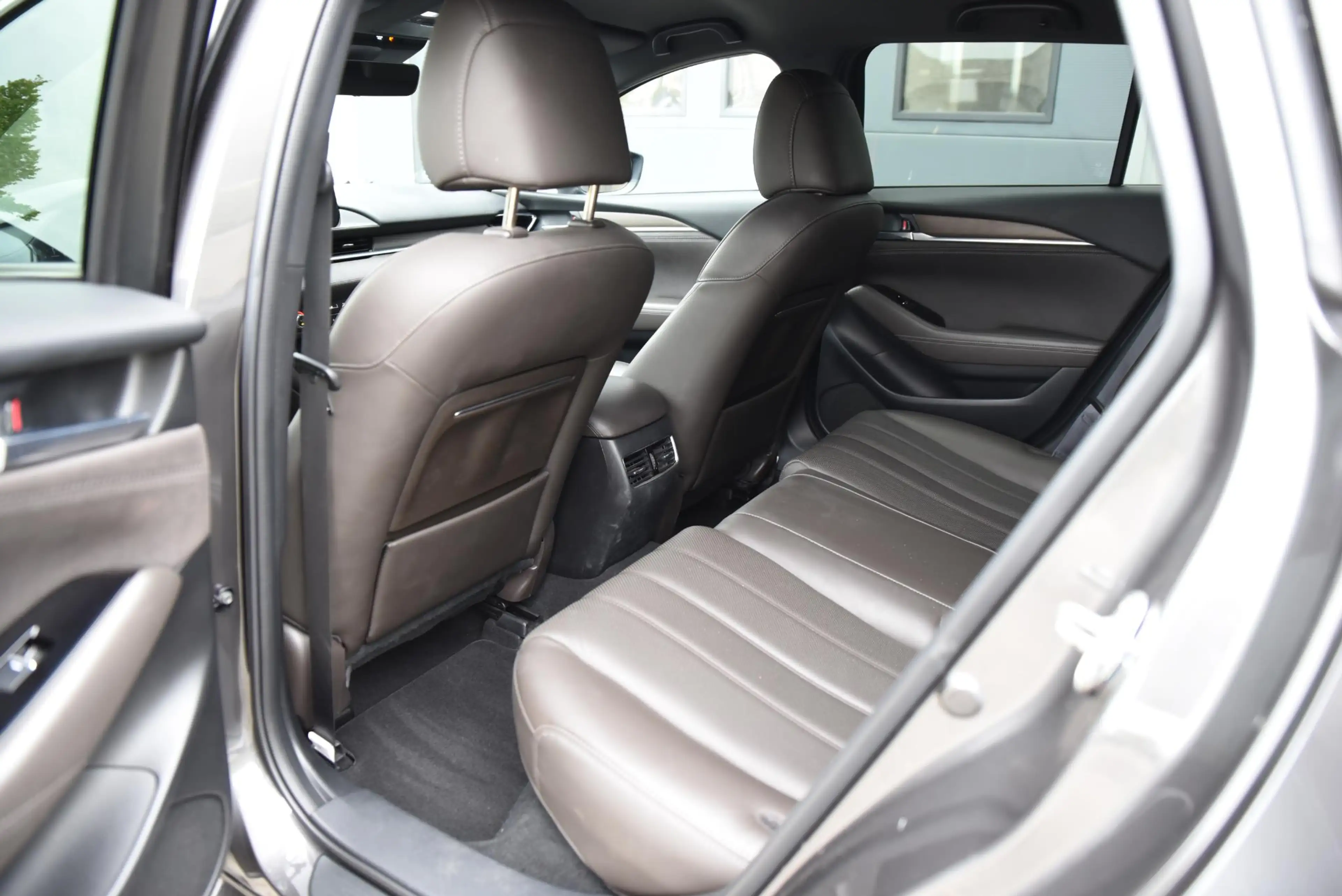 Mazda 6 Sportbreak 2.5 SkyActiv-G 194 Signature — photo 6