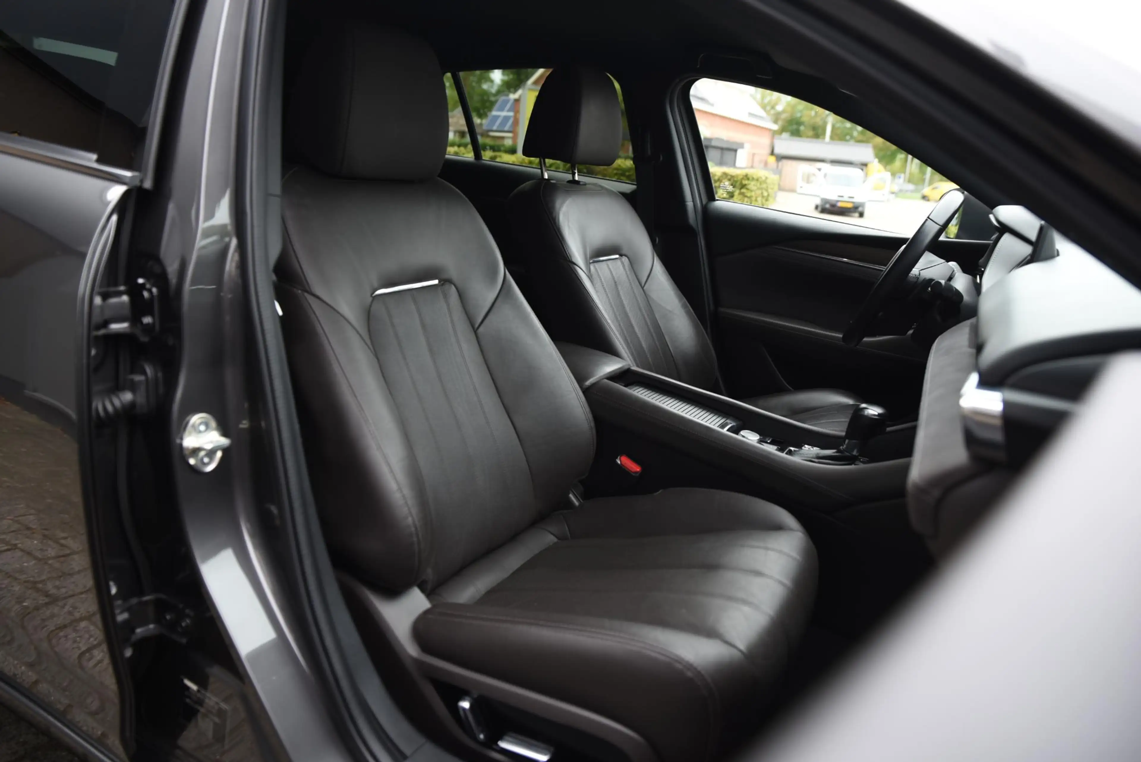 Mazda 6 Sportbreak 2.5 SkyActiv-G 194 Signature — photo 29